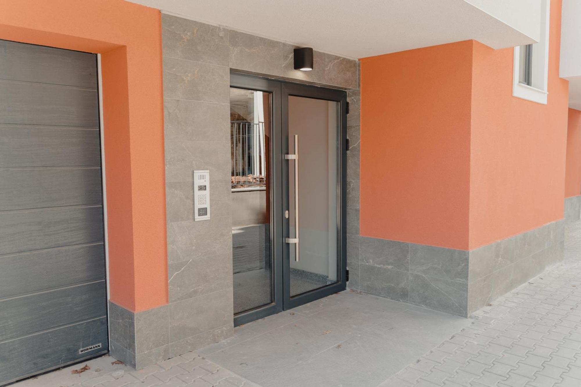 Ferienwohnung Hugo Warna Exterior foto
